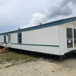 1996 Becky 3 Bedroom, 2 Bathroom 16×76 Mobile Home exterior