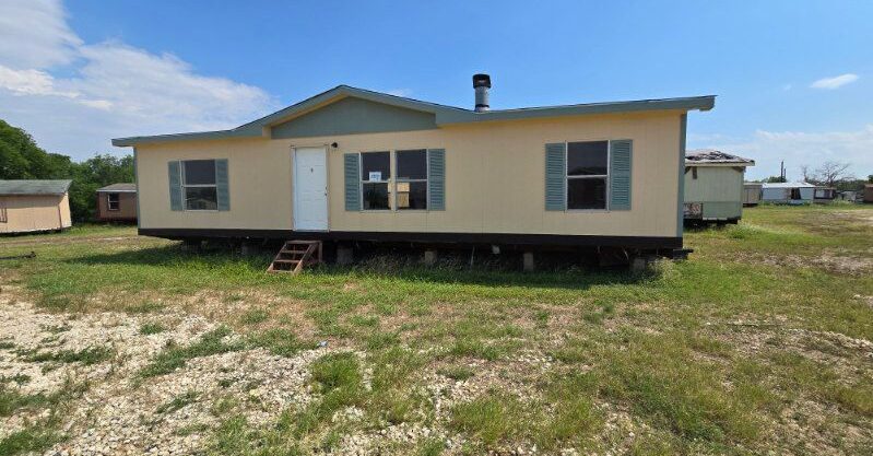 3 Bedroom, 2 Bathroom Manufactured Home